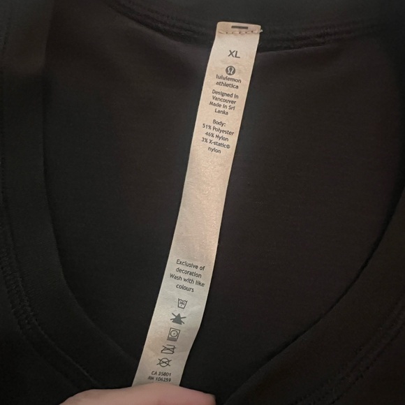 Lululemon men’s shirt. Time to get dirty, like new! - Picture 4 of 5